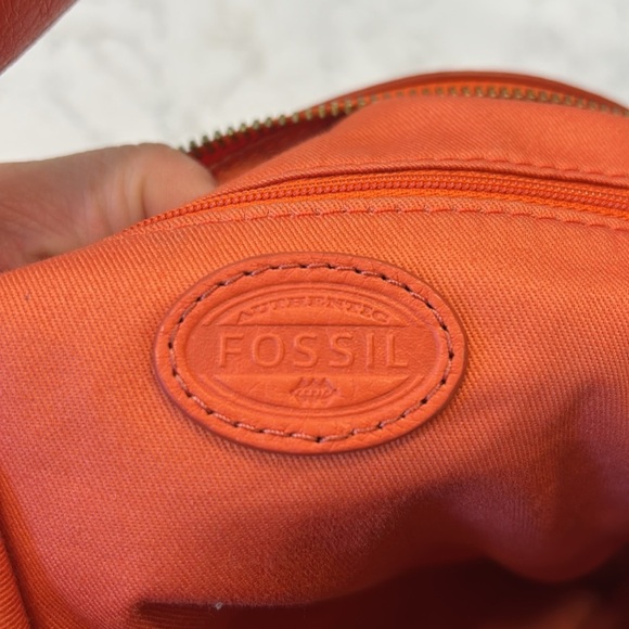 Fossil Vickery Pebbled Leather Shoulder Bag Coral - Picture 4 of 16